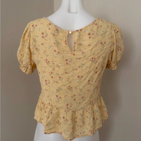 Pink Rose Women’s Floral Yellow Top, Small - Picture 7 of 12